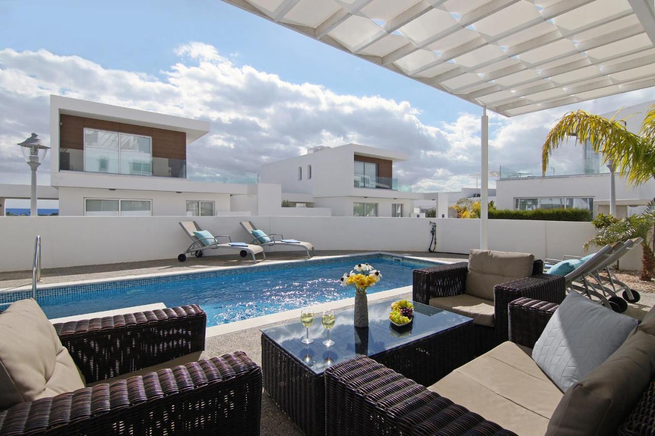Villa Sunday Ayia Napa Eksteriør billede