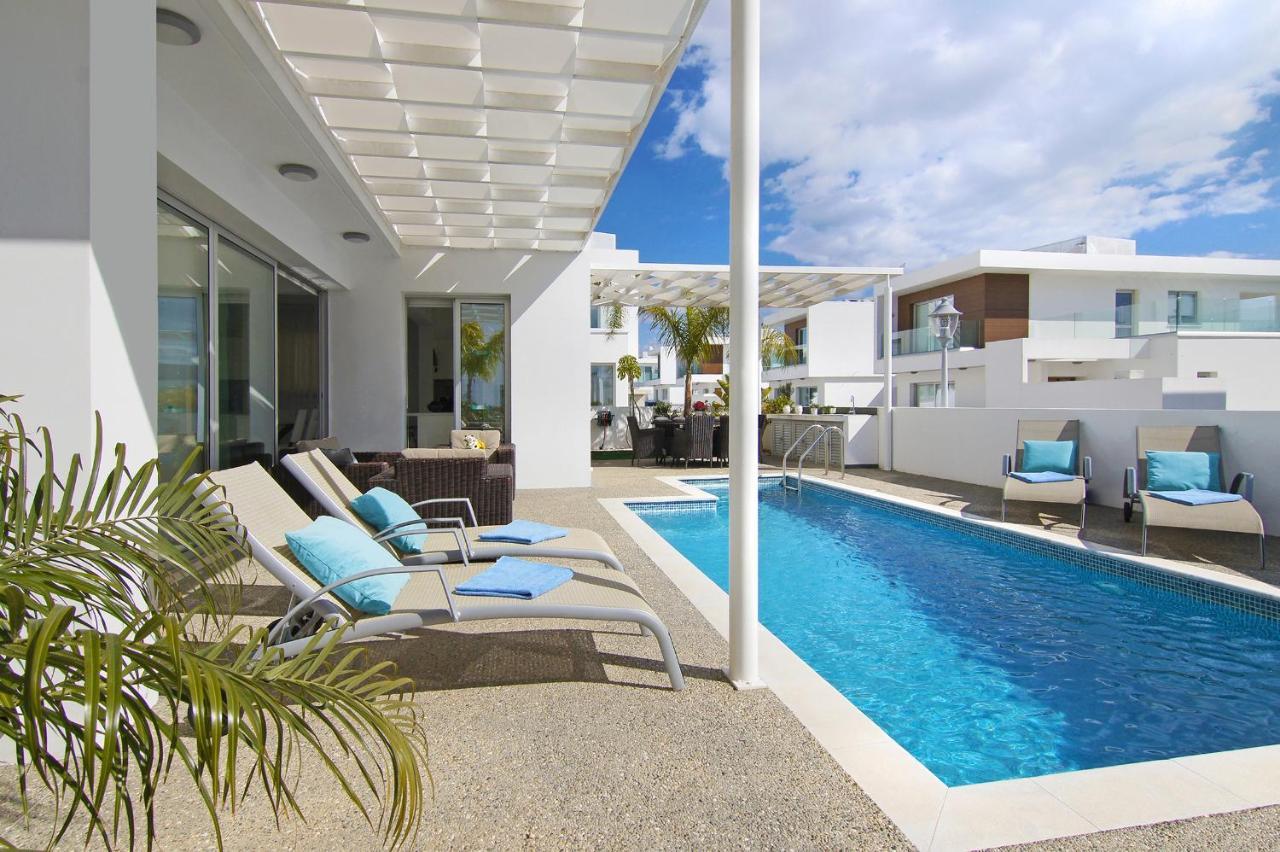 Villa Sunday Ayia Napa Eksteriør billede